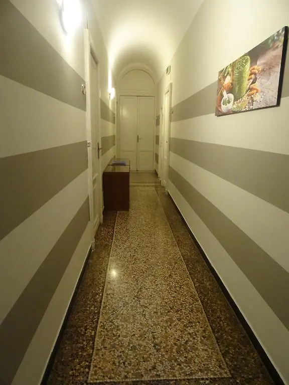 Albergo Locanda Alambra Cenova Otel